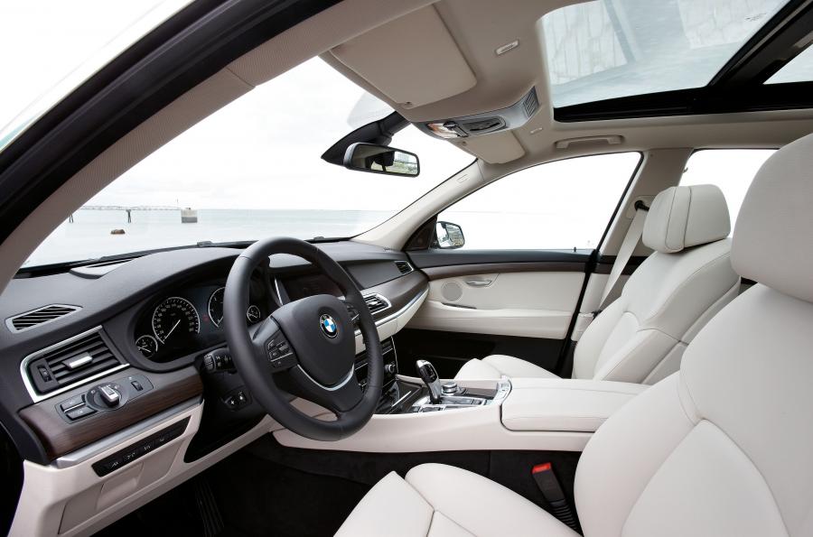  BMW 5-Series GT 2010 года  (фото 54 из 133)